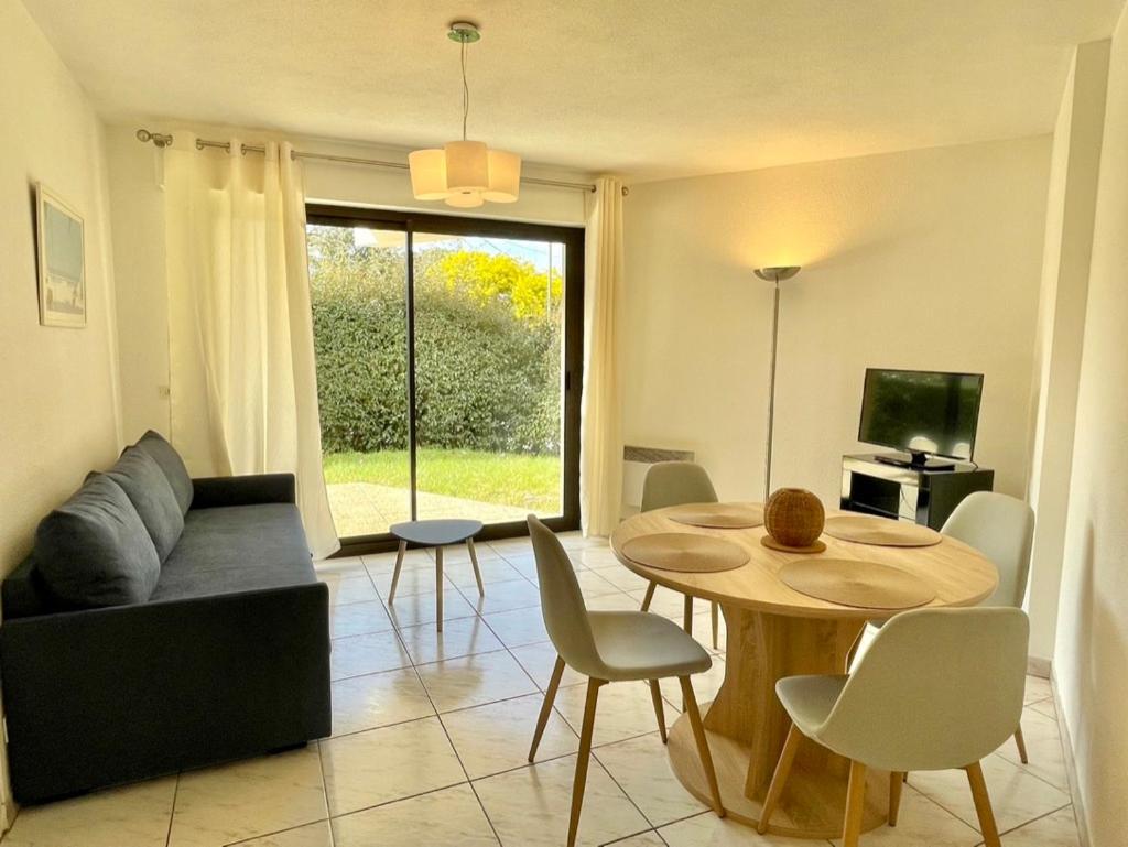 Charmant Rez De Jardin - 900m Plage De Pontaillac Apartment Royan